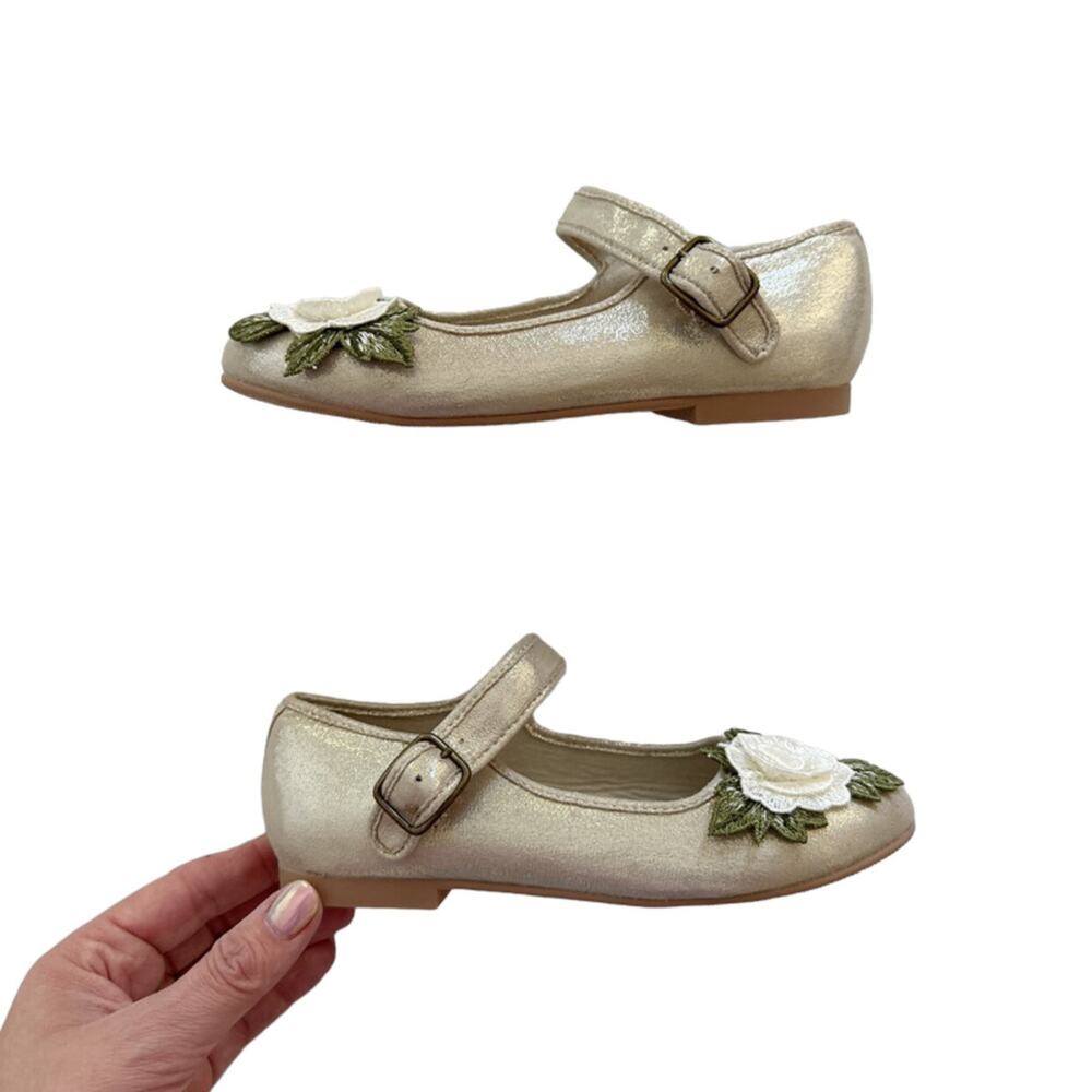 NWOT Joyfolie Gold Flower Lola Mary Jane Flats Size 13 - Picture 3 of 6